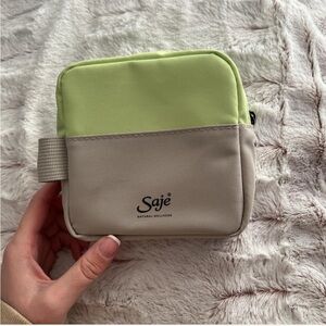 Saje pouch